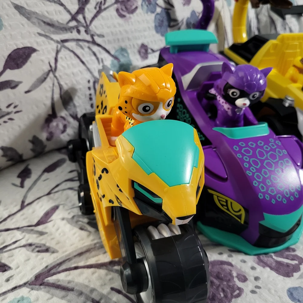 Paw Patrol Cat Pack Vehicle Set COMPLETE, RARE - Picture 2 of 10